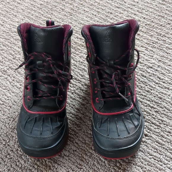 Nike Black and Red Lace-Up Boots - Picture 1 of 7
